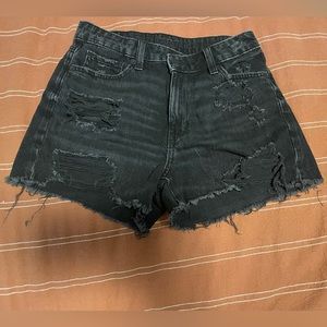 American Eagle Mom Short